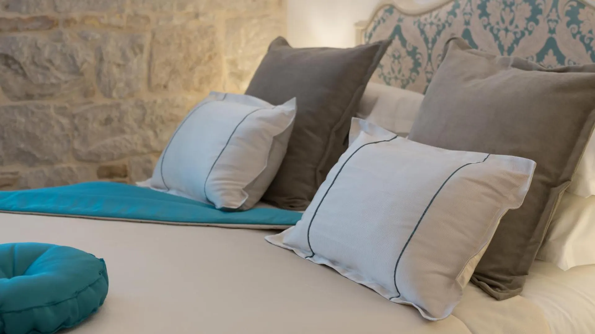 Bed & Breakfast Opera Heritage Rooms Split