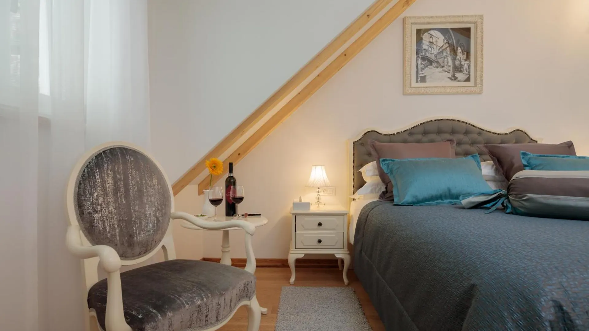 Opera Heritage Rooms Split 4*,  Croatia