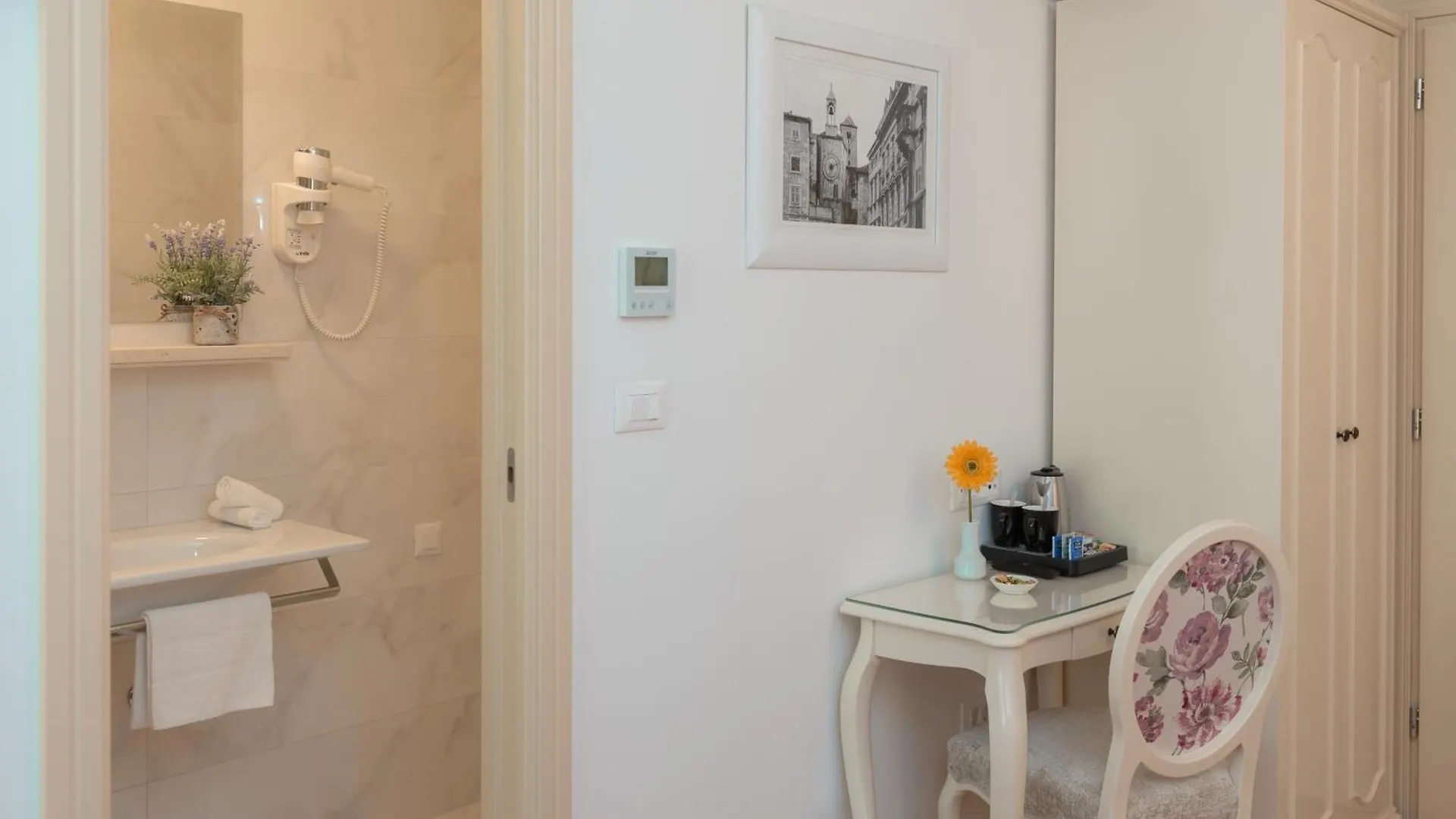 **** Bed & Breakfast Opera Heritage Rooms Split Croatia
