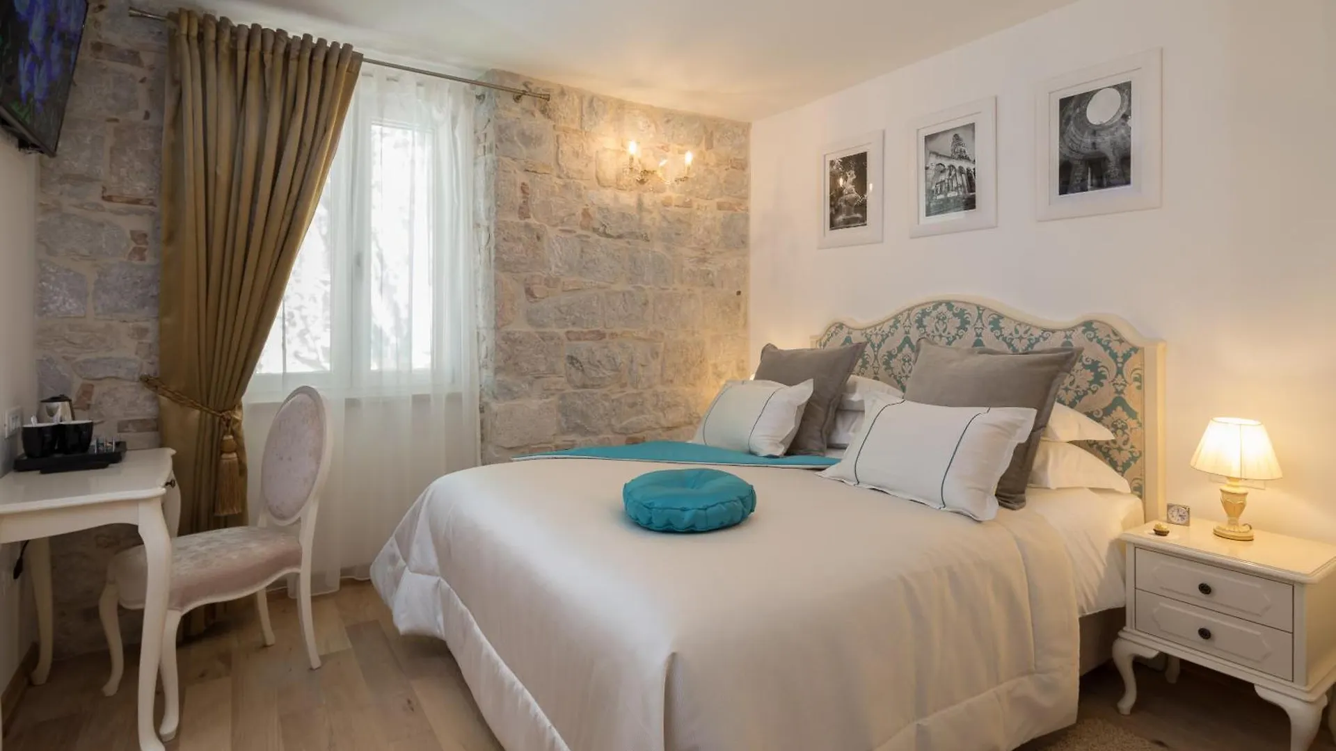 Opera Heritage Rooms Split Croatia