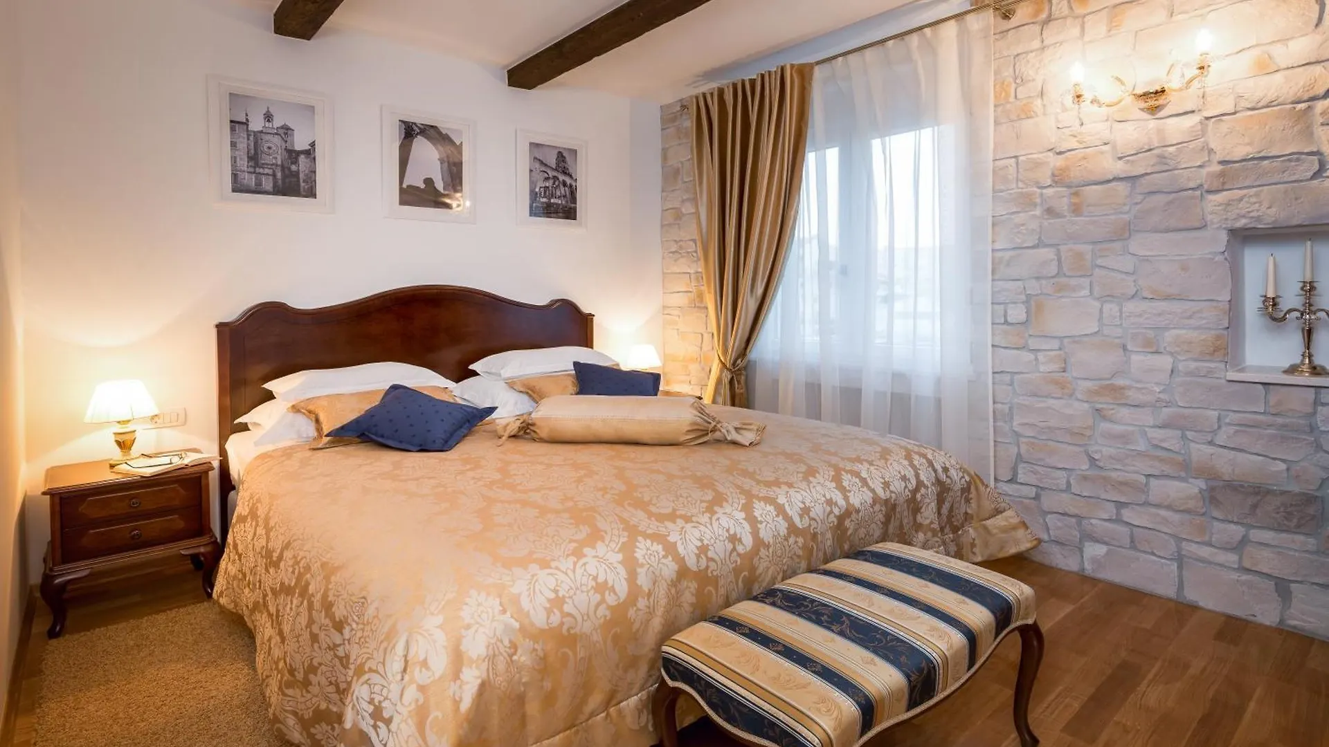 Opera Heritage Rooms Split 4*,  Croatia