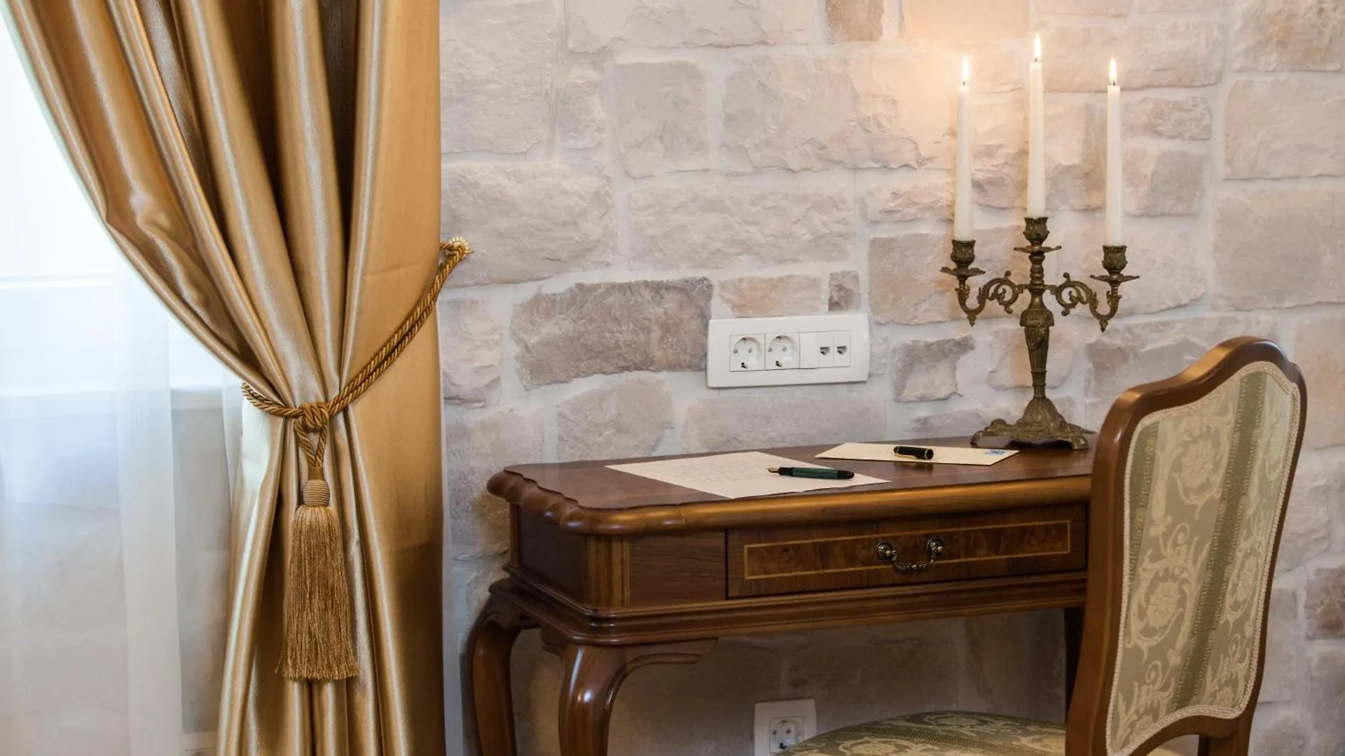 Bed & Breakfast Opera Heritage Rooms Split